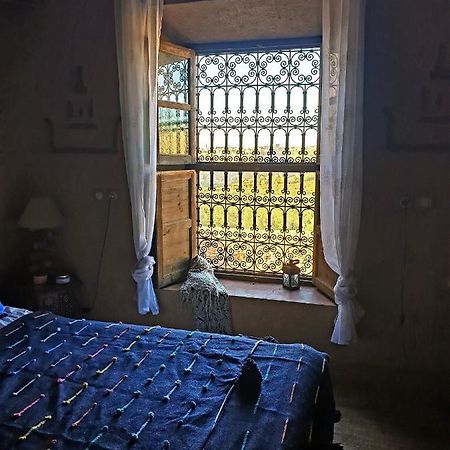 Maison D'Hotes Izza Kelaat-M'Gouna Экстерьер фото