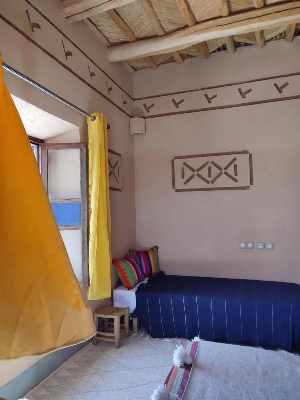 Maison D'Hotes Izza Kelaat-M'Gouna Экстерьер фото