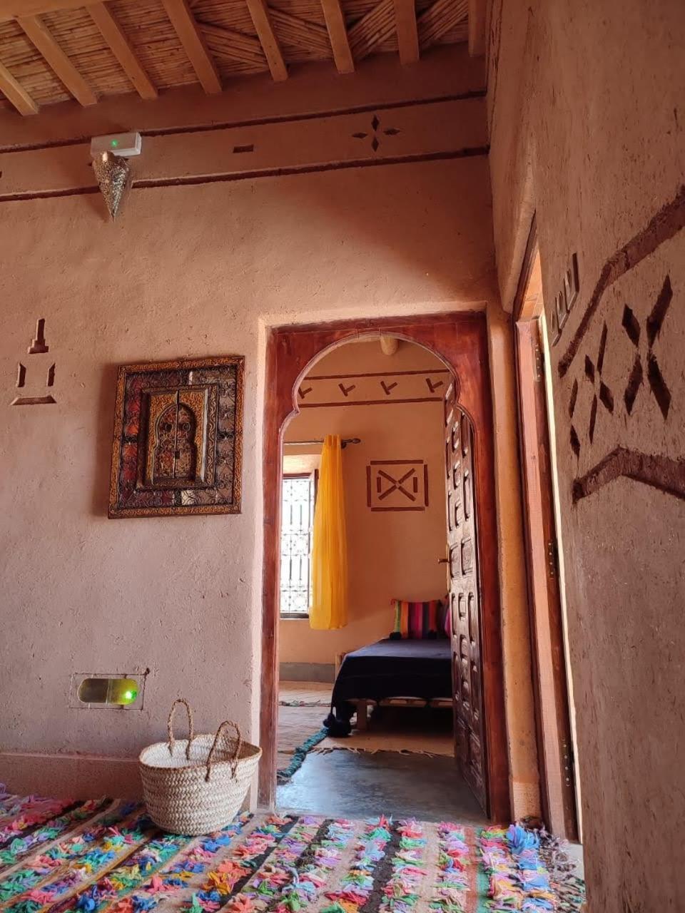 Maison D'Hotes Izza Kelaat-M'Gouna Экстерьер фото