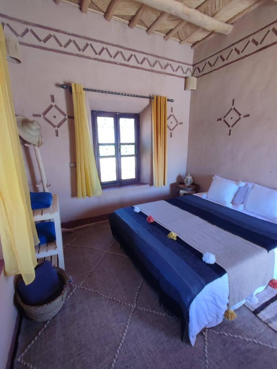 Maison D'Hotes Izza Kelaat-M'Gouna Экстерьер фото