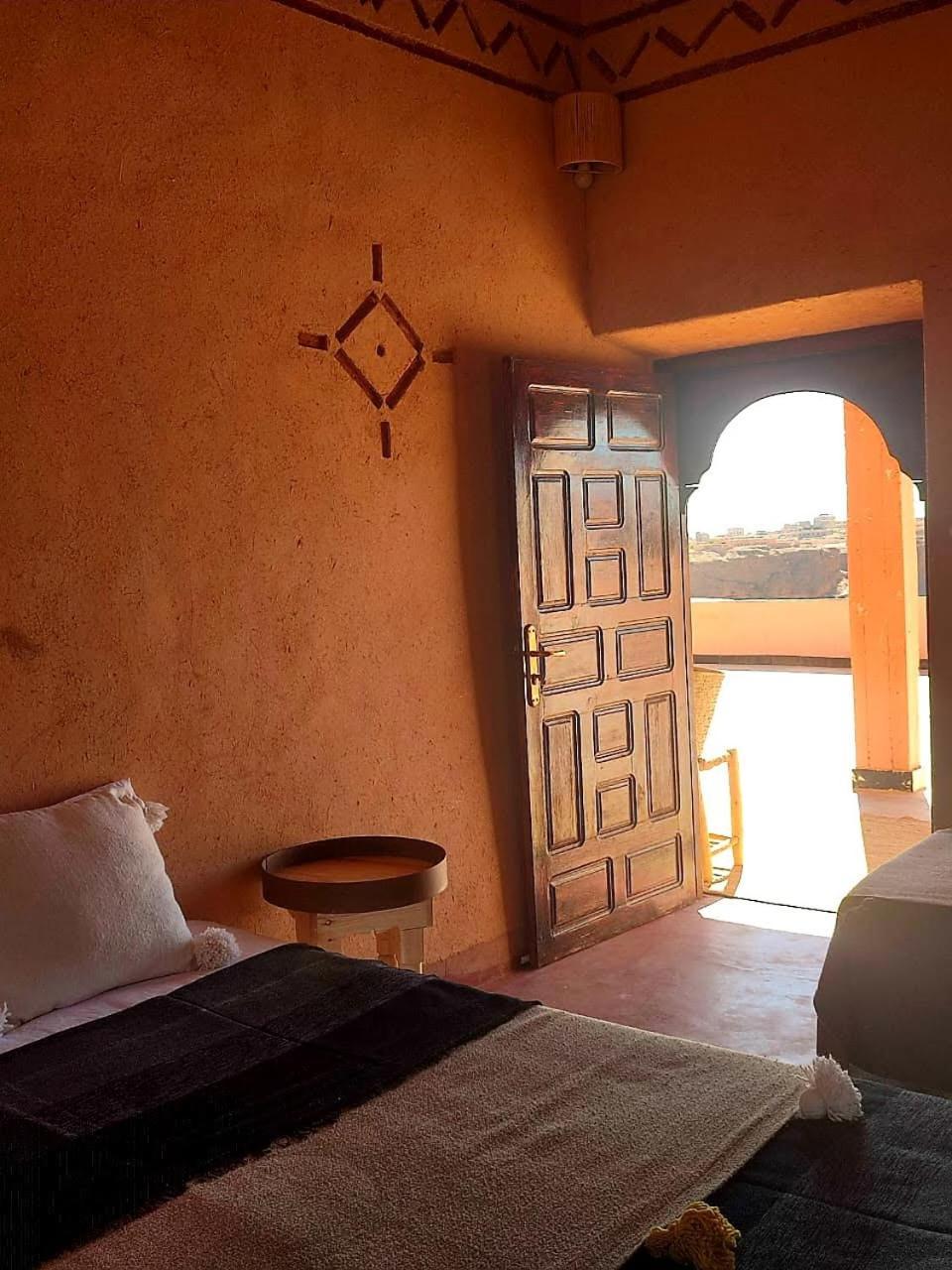 Maison D'Hotes Izza Kelaat-M'Gouna Экстерьер фото