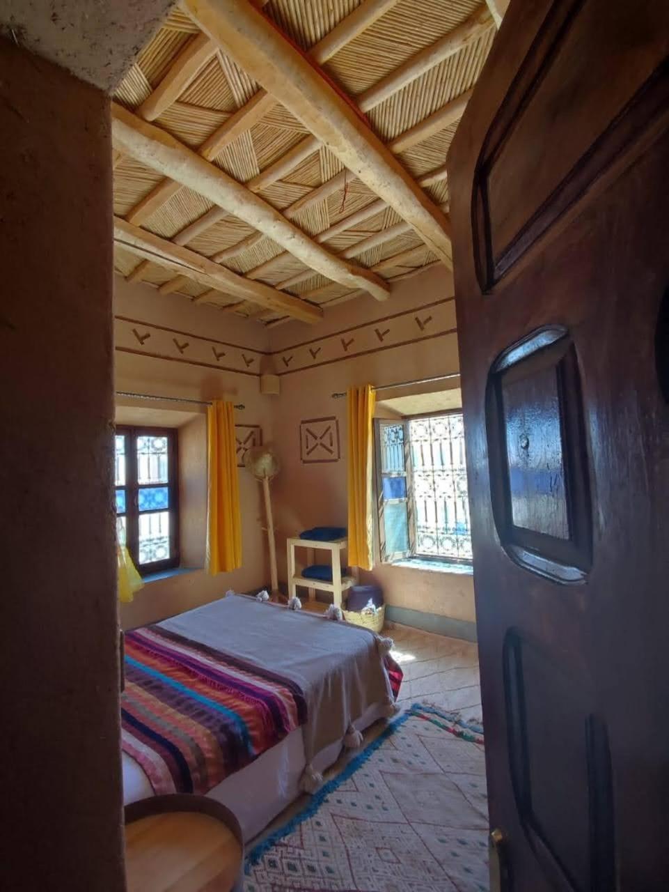 Maison D'Hotes Izza Kelaat-M'Gouna Экстерьер фото