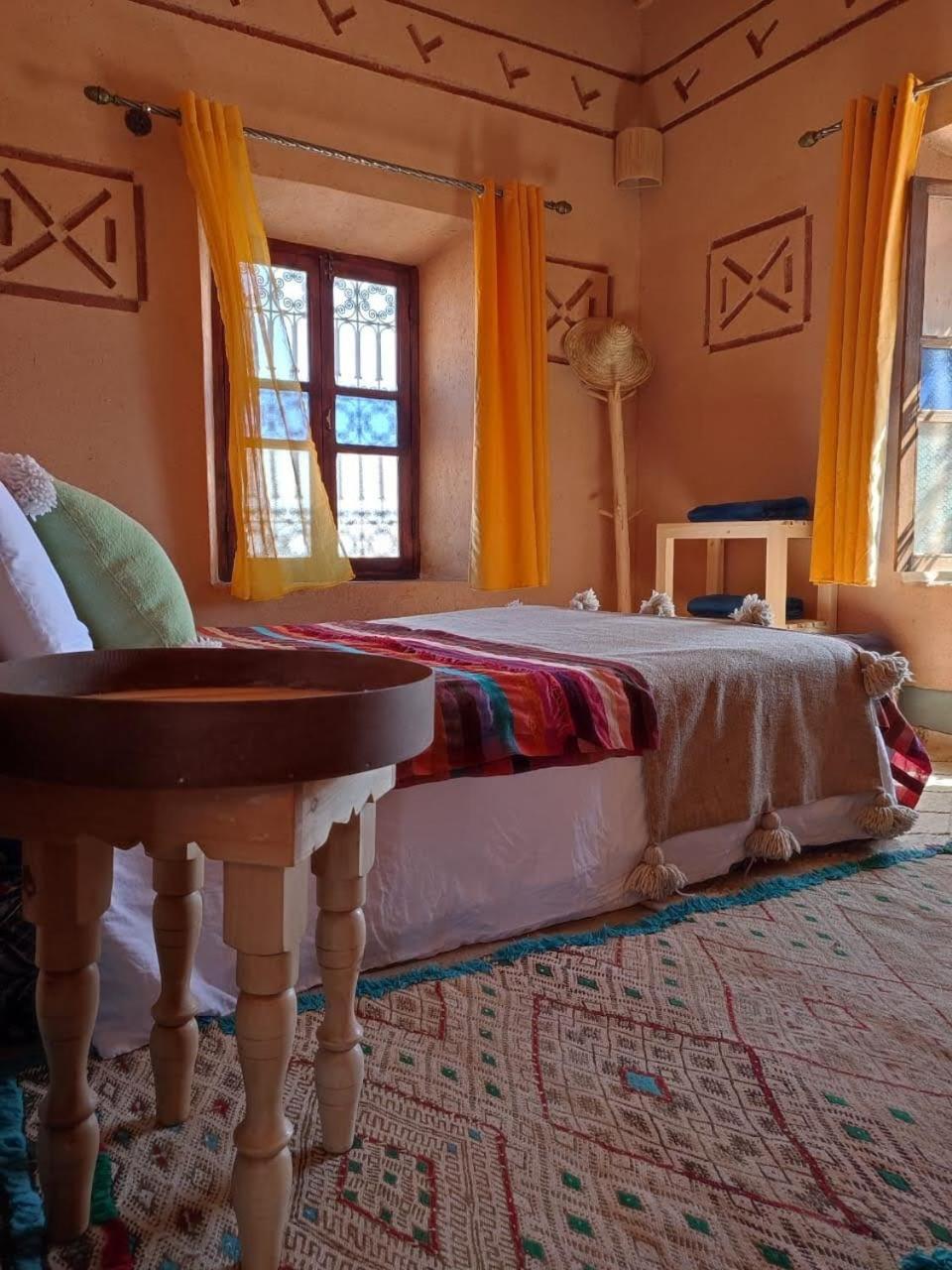 Maison D'Hotes Izza Kelaat-M'Gouna Экстерьер фото