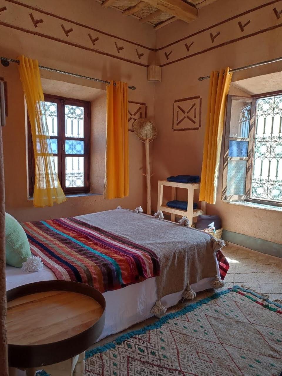 Maison D'Hotes Izza Kelaat-M'Gouna Экстерьер фото